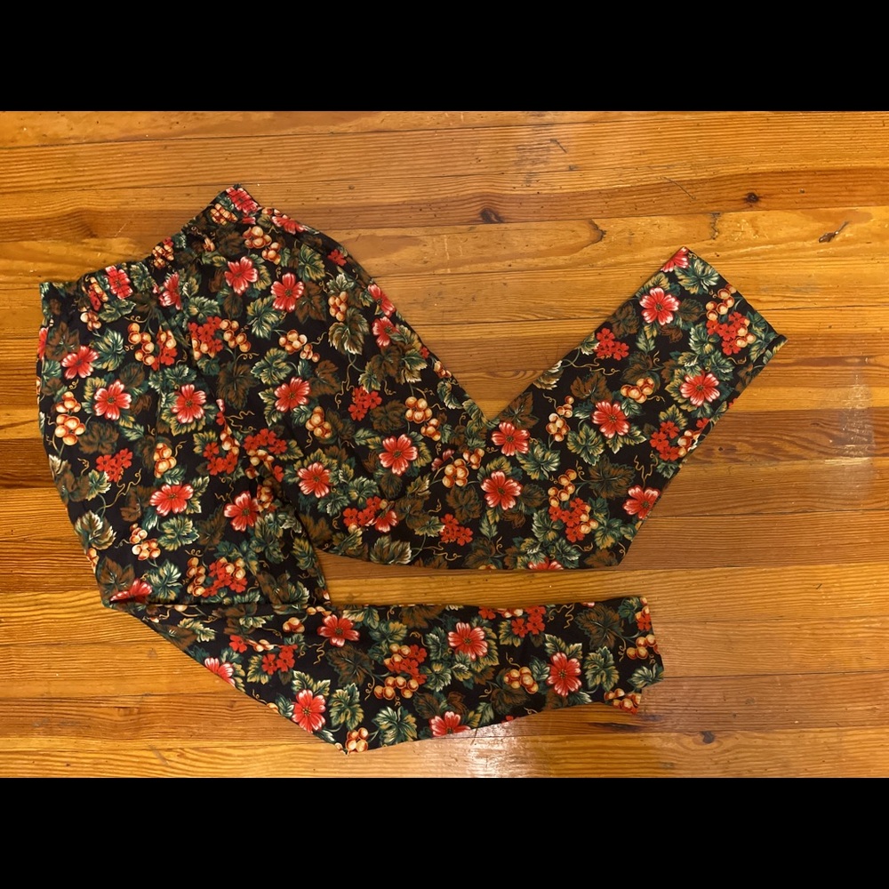 Fun comfy pants, perfect for the holidays